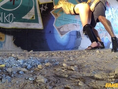 Arschlecken, Blasen, Aufs gesicht abspritzen, Lecken, Masturbation, Im freien, Polizei, Muschi