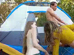 フェラチオ, 指いじり, フォアサム, なめる, アウトドア, オマンコ, タトゥー, ティーン