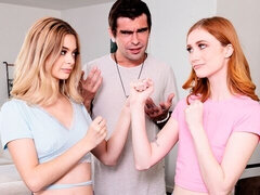 Grote lul, Zwart, Hondjeshouding, 1 man 2 vrouwen, Natuurlijke tieten, Klein, Tiener, Tieten likken