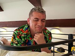 ぽっちゃり, デカ尻, フェラチオ, ぽちゃ, 大学生, デブ, 手コキする, なめる