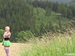 Blonde, Robe, Européenne, Masturbation, Rasée, Solo, Jarretelles, Adolescente