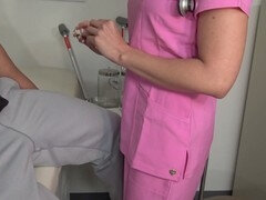 Sucer une bite, Plantureuse, Médecin, Maman, Infirmière