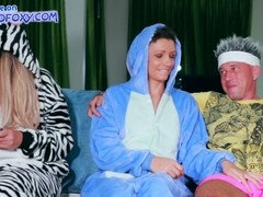 In den arsch, Aus dem arsch in den mund, Geschnappt, Besamung, Selbstgemacht, Öffentlich, Kurzes haar, Titten