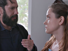 Morena, Hendidura, Estilo perrito, Corridas faciales, Tetas naturales, Estrella porno, Coño, Nalgadas