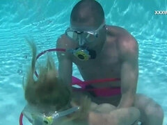 ビーチ, デカチン, 茶髪の, 巨乳な, 女, プール, フェラする, ティーン