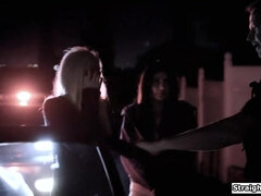 18, デカチン, フェラチオ, チン, 牢屋, 小柄, ティーン, 三人