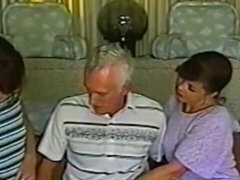 18 ans, Amateur, Cul, Brunette brune, Hard, Léchez, Chatte, Nénés