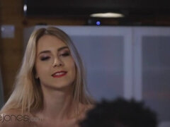 Grosser schwanz, Schwanz, Interrassisch, Lecken, Muschi, Russisch, Jungendliche (18+), Titten