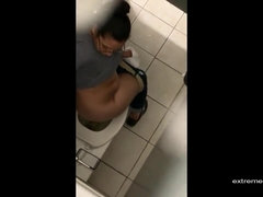 Arsch, Grosser arsch, Braunhaarige, Selbstgemacht, Milf, Mutti, Spion, Toilette