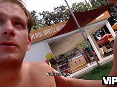 Pijpbeurt, Man die toekijkt, Hondjeshouding, Hd, Buiten, Gezichtspunt, Openbaar, Zoon