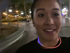 Amateur, Morena, Sexo duro, Masturbación, Al aire libre, Público, Tetas, Juguetes