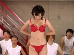 Gode, Groupe, Japonaise, Masturbation, Public, Nénés, Jouets