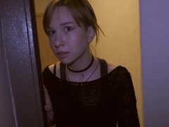 18 jaar, Pijpbeurt, Dichtbij, Diep in de keel, Geld, Roodharige vrouw, Russisch, Zuigen