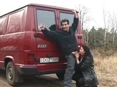 Enthousiasteling, Auto, Sperma in gezicht, Duits, Hardcore, Buiten, Realiteit, Ruw