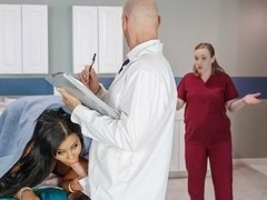 Толстушки, Большая жопа, Большие сиськи, Минет, Брюнетки, Доктор, Собачьи, Сиськи