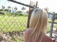 Blondine, Flashen, Geld, Im freien, Öffentlich