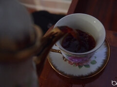 Красотки, Большие сиськи, Британки, Семяизвержение, Член, Милф, Рыжие, Сиськи