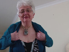 Belle grosse femme bgf, Grosse, Mamie, Masturbation, Seins naturels, Chatte, Rasée, Solo