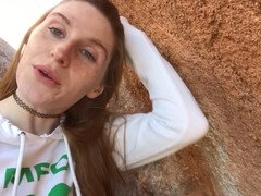 捕まる, 指いじり, オナニー, アウトドア, 小柄, 公共, 赤毛