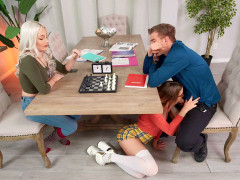 Rubia, Mamada, Vestidas, Tacones, Verga enorme, Monstruo, Chupando, Adolescente