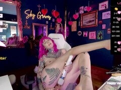 Streamer, cork, cam girl