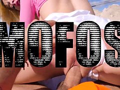 Grosser arsch, Grosser schwanz, Grosse titten, Blasen, Braunhaarige, Hd, Monster, Jungendliche (18+)