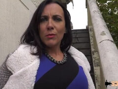 Анальный секс, Жопа, Большие сиськи, Брюнетки, Лактация, Милф, На природе, На публике