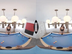Noire, Sucer une bite, Brunette brune, Tir de sperme, Hard, Interracial, Maman, Pov