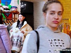 Club, Mignonne, 2 femmes 1 homme, Seins naturels, Chatte, Rasée, Plan cul à trois, Serré