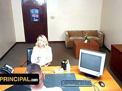 18 jahre, Grosse titten, Blasen, Hochschule, Domination, Milf, Stiefmutter, Titten