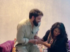 デカ尻, デカパイ, 巨乳な, インド人, 自然山雀, オッパイの