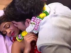 Indian newly married couple first time honeymoon sex video six pack musclear boy bhojpuri audio