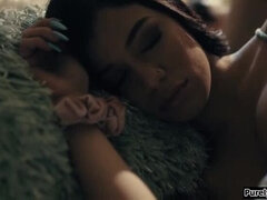 Большие сиськи, Минет, Брюнетки, Глубокая глотка, Доминирование, Латиноамериканки, Мастурбация, Киски