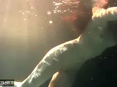 18 jahre, Fetisch, Hd, Nackt, Pool, Öffentlich, Russisch, Rasiert