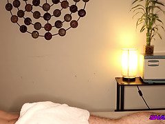 Américain, Gros seins, Blonde, Sucer une bite, Branlette thaïlandaise, Massage, Mère que j'aimerais baiser, Suçant