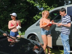 Amateur, Verga grande, Tetas grandes, Mamada, Coche, Estilo perrito, Masturbación, Madres para coger