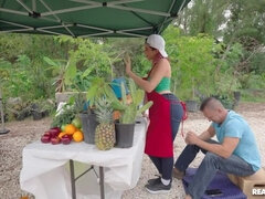 デカパイ, イく瞬間, 顔射, Hd, アウトドア, 赤毛, タトゥー