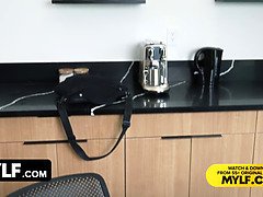 18 ans, Noire, Doigter, Léchez, Chatte, Gicler, Professeur, Jouets