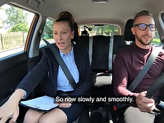 Grosse titten, Vollbusig, Handjob, Milf, Im freien, Student, Ablutschen, Titten