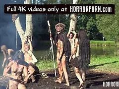 Sucer une bite, Domination, Hd, Embrassement, Lesbienne, Nue, Pov, Esclave
