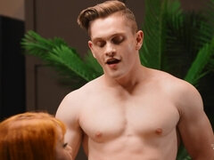 アナル, デカパイ, フェラチオ, 浮気する, 赤毛, シーメール, ショートヘア, おもちゃ