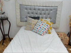 ダブル開発, 異人種間, ラティーナ, ハメ撮り, 公共, ティーン, 三人, ウェブカメラ