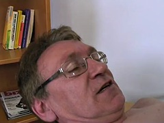 Grosse bite, Sucer une bite, Tir de sperme, Tchèque, Pieds, Hard, Professeur, Adolescente
