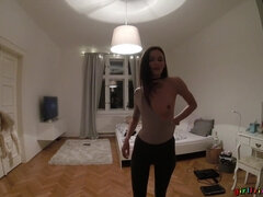 Cuarto de baño, Rubia, Novia, Lesbiana, Lamidas, Al aire libre, Perforación, Tetas