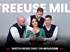 Tetas grandes, Corrida, Polla, Fetiche, Latina, Madres para coger, Madrastra, Tetas