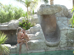 Paar, Kehlenfick, Aufs gesicht abspritzen, Fußfetisch, Muschi, Rasiert, Swingers, Nass