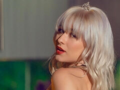 Большая жопа, Пальцем, Большие дырки, Ласковые ручки, Мастурбация, Киски, Бритые, Соло