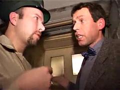 Enthousiasteling, Anaal, Gevangenis