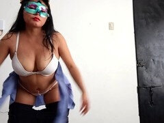 Amateur, Cul à la bouche, Chambre à dormir, Dansant, Fille latino, Nue  à poil, Nue, Solo