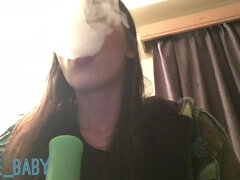 Cul, Brunette brune, Domination, Femelle, Fétiche, Fumer, Solo, Adolescente